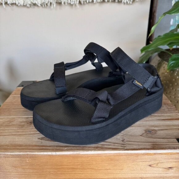 Teva Black Universal Flatform Gorpcore Sporty Festival Platform Sandal Size 10 - Picture 1 of 14